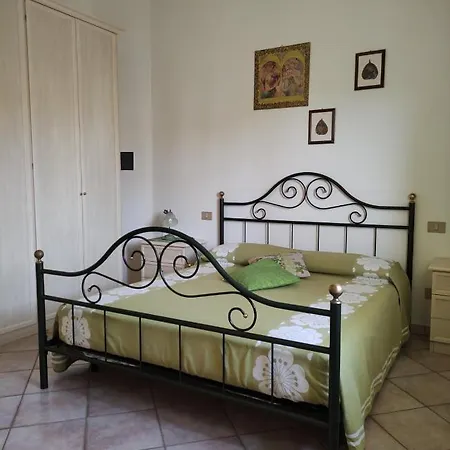 Pines House Apartment
